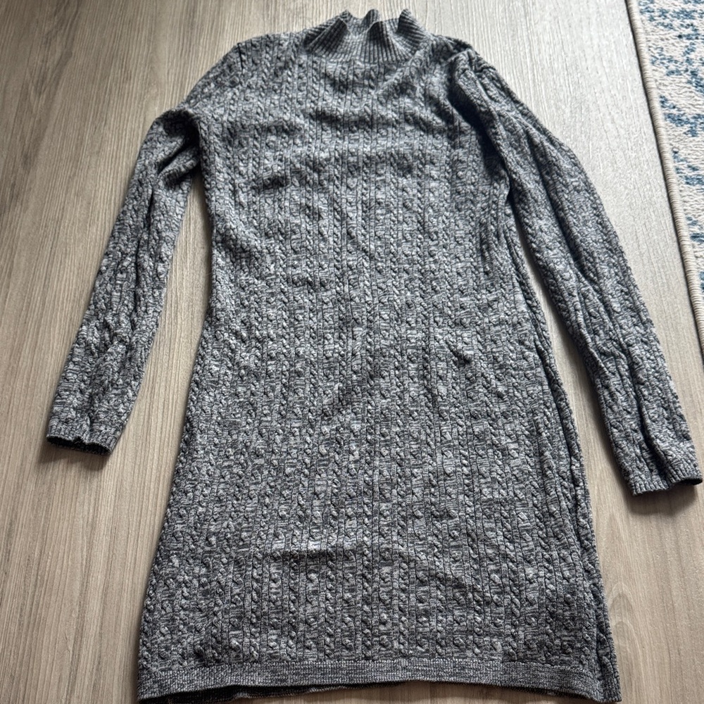Abercrombie Gray Cable Knit Sweater Dress